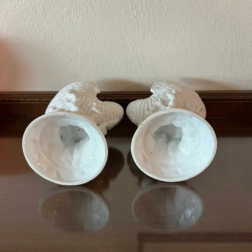 Vintage Royal Worcester Porcelain Shell Vase Pair Coastal Sea Life Decor 9''